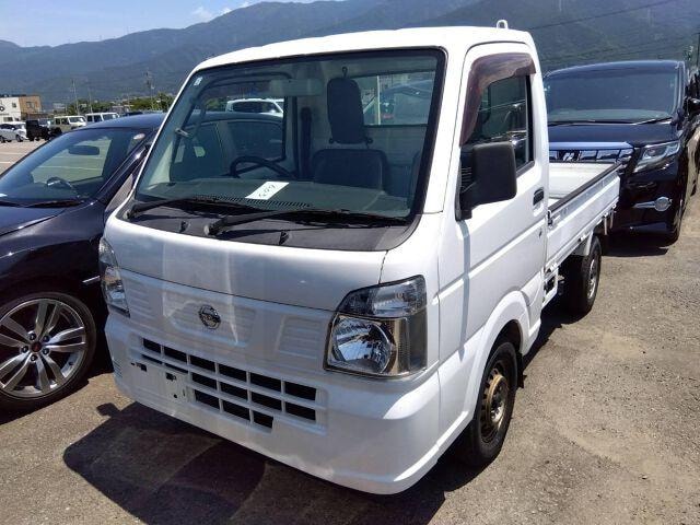 Nissan NT100CLIPPER TRUCK 2018 — фото автомобиля