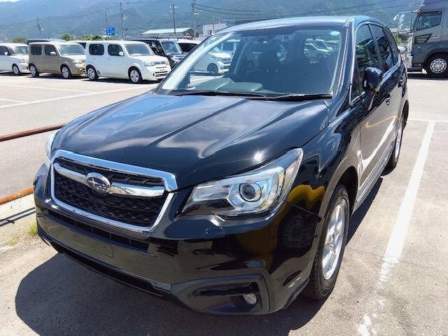 Subaru FORESTER 2017 — фото автомобиля 1