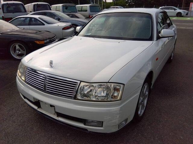 Nissan CEDRIC 1999 — фото автомобиля 1