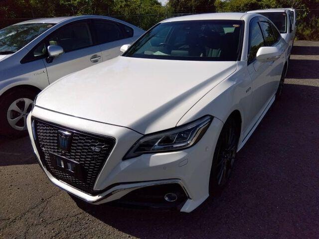 Toyota CROWN HYBRID 2018 — фото автомобиля