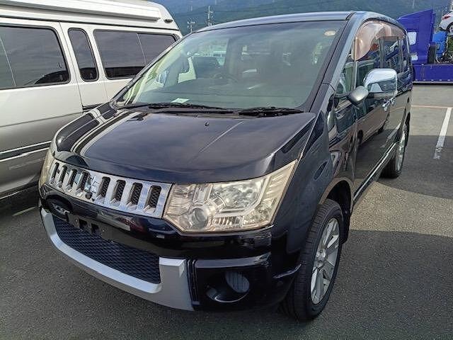 Mitsubishi DELICA D:5 2008 — фото автомобиля