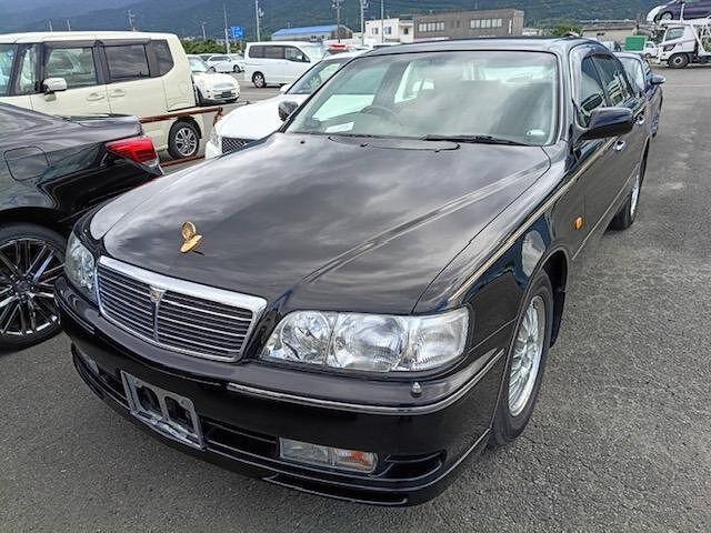 Nissan CIMA 1996 — фото автомобиля 1