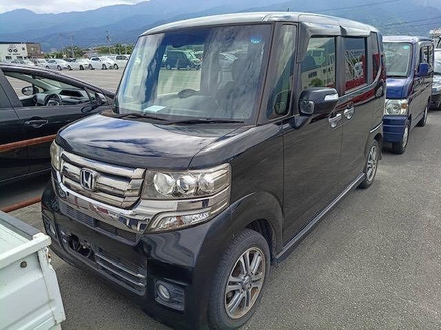 Honda N-BOX CUSTOM 2015 — фото автомобиля 1