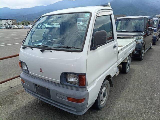 Mitsubishi MINICAB TRUCK 1996 — фото автомобиля