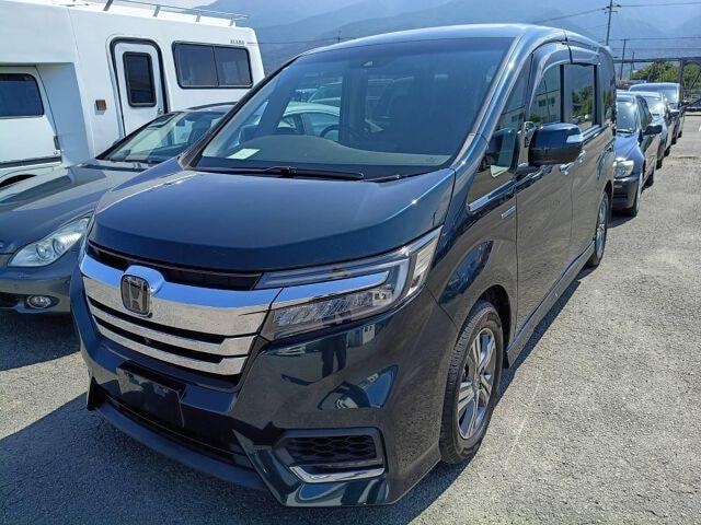Honda STEPWAGON SPADA 2018 — фото автомобиля 1