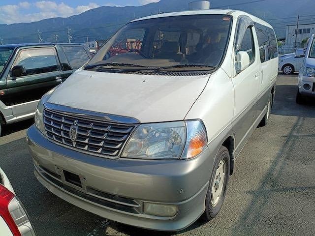 Toyota GRAND HIACE 2000 — фото автомобиля