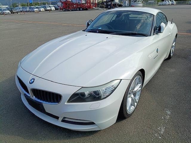 Bmw Z4 2010 — фото автомобиля 1