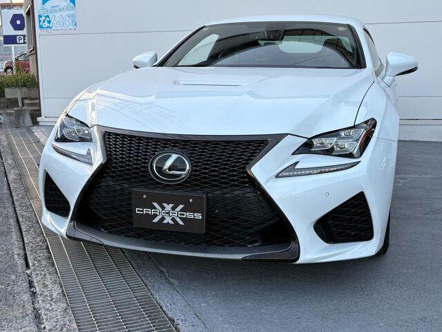 Lexus RC F 2016 — фото автомобиля 1