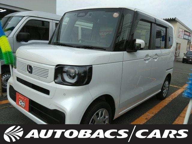 Honda N-BOX 2024 — фото автомобиля 1