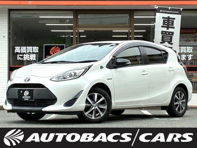Toyota AQUA 2018 — фото автомобиля 1