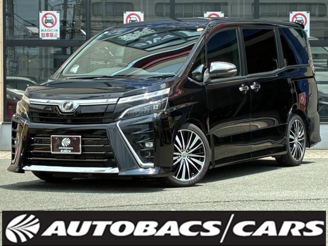 Toyota VOXY 2019 — фото автомобиля 1