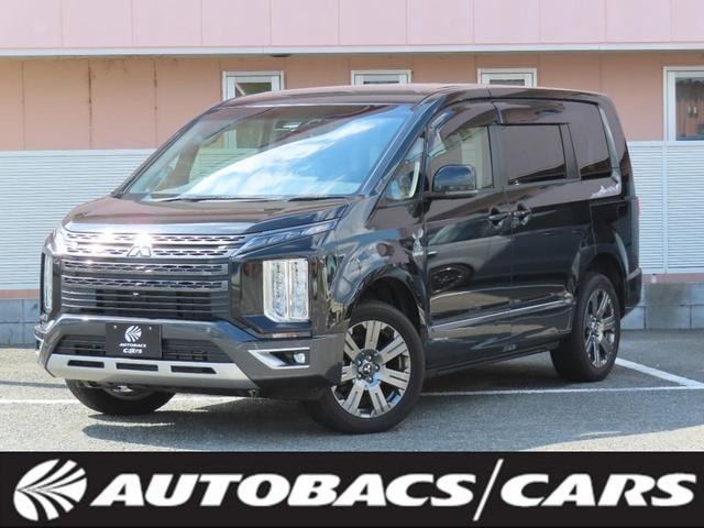 Mitsubishi DELICA D:5 2023 — фото автомобиля 1