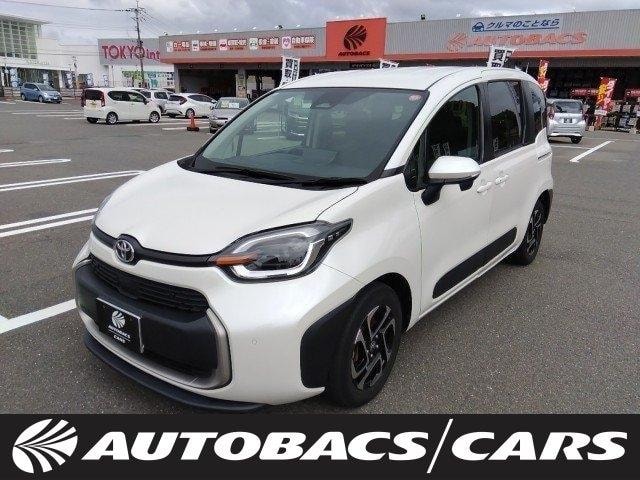 Toyota SIENTA 2022 — фото автомобиля 1