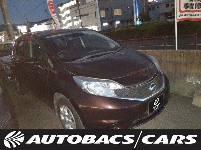 Nissan NOTE 2015 — фото автомобиля