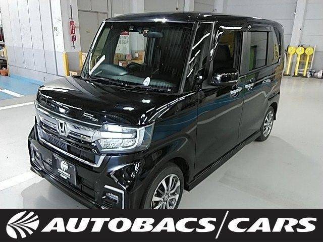 Honda N-BOX CUSTOM 2021 — фото автомобиля 1