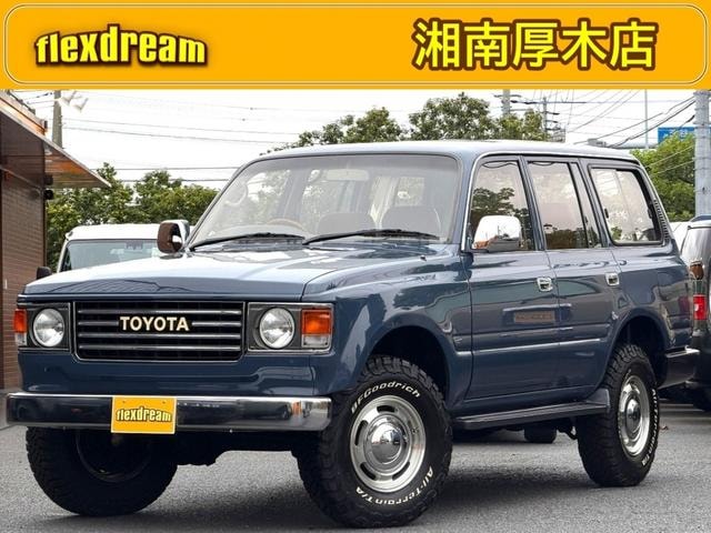 Toyota LAND CRUISER 80 1996 — фото автомобиля