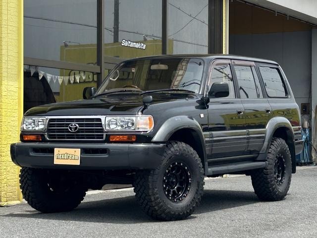 Toyota LAND CRUISER 80 1996 — фото автомобиля