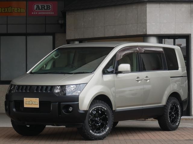 Mitsubishi DELICA D:5 2009 — фото автомобиля