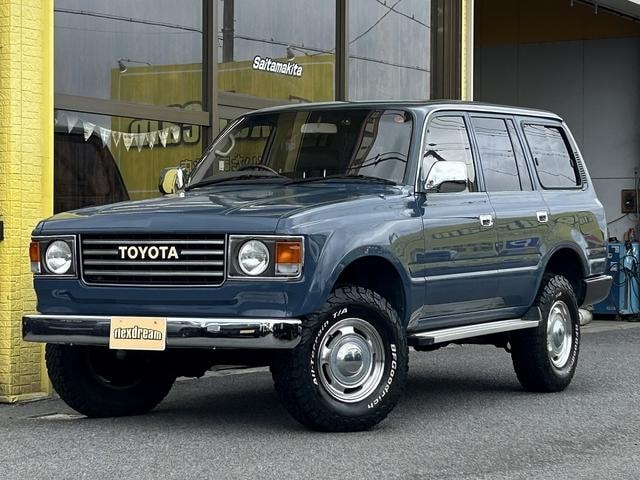 Toyota LAND CRUISER 80 1997 — фото автомобиля