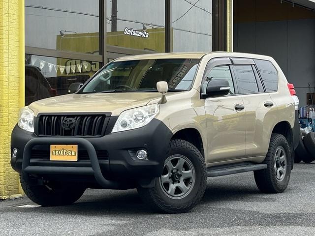 Toyota LAND CRUISER PRADO 2012 — фото автомобиля