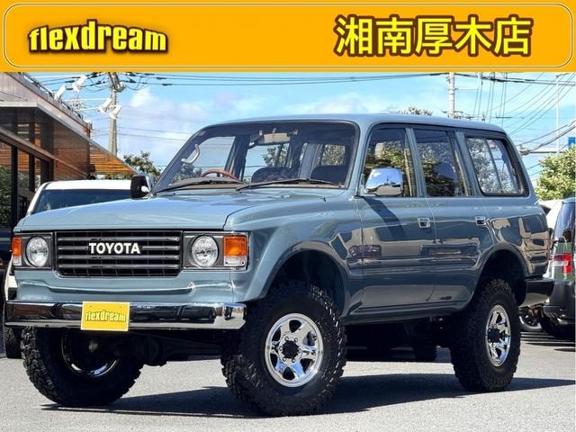 Toyota LAND CRUISER 80 1995 — фото автомобиля