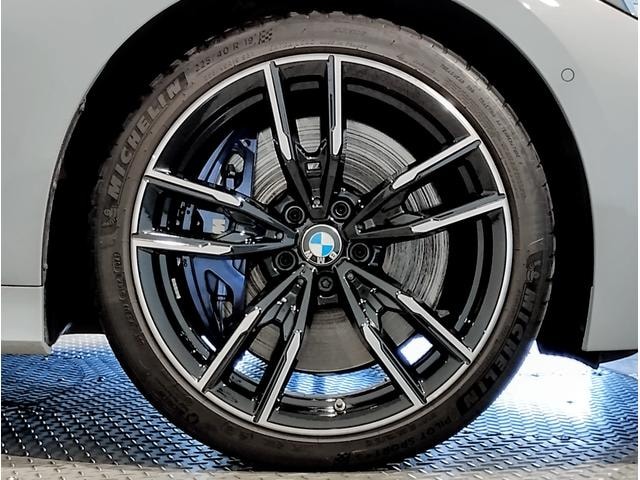 Bmw 3 SERIES 2023 — фото автомобиля 1