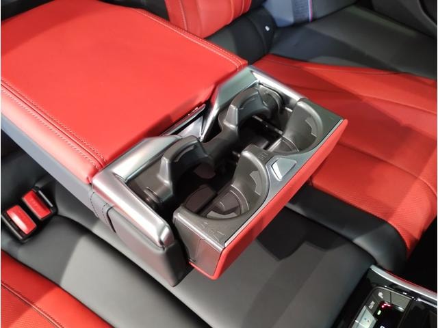 Миниатюра 28