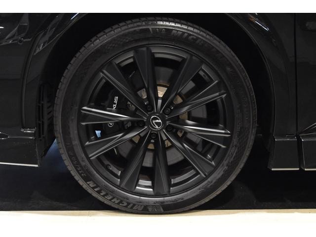 Миниатюра 28
