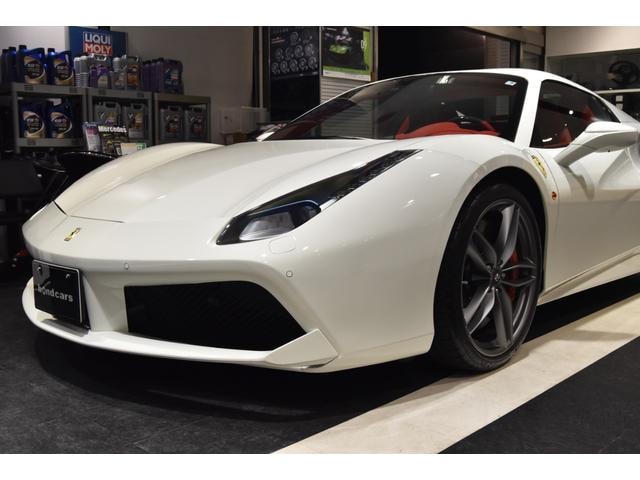 Ferrari 488 SPIDER 2017 — фото автомобиля 1