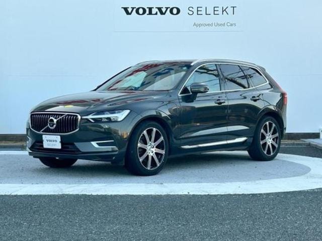 Volvo XC60 2020 — фото автомобиля 1