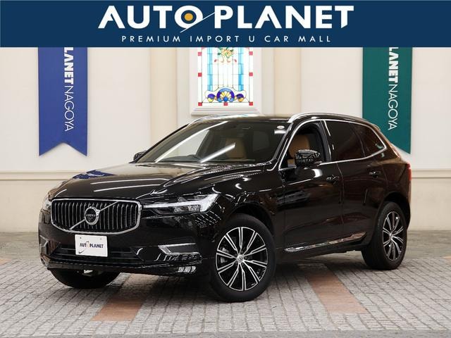 Volvo XC60 2021 — фото автомобиля 1