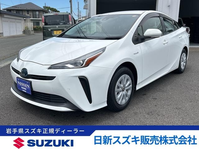 Toyota PRIUS 2019 — фото автомобиля 1