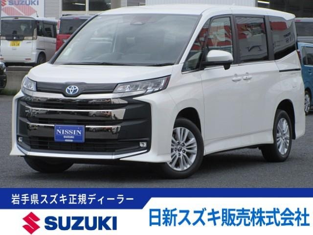 Toyota NOAH 2025 — фото автомобиля 1