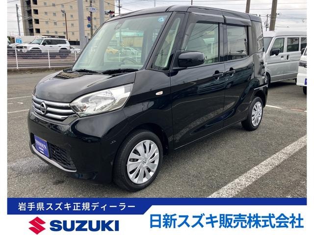 Nissan DAYZ ROOX 2015 — фото автомобиля 1