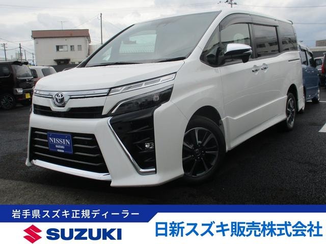 Toyota VOXY 2021 — фото автомобиля 1