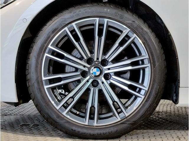 Bmw 3 SERIES 2020 — фото автомобиля 1