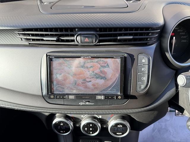 Миниатюра 24