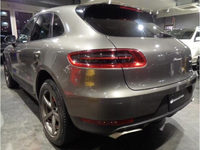 Porsche MACAN 2015 — фото автомобиля 1