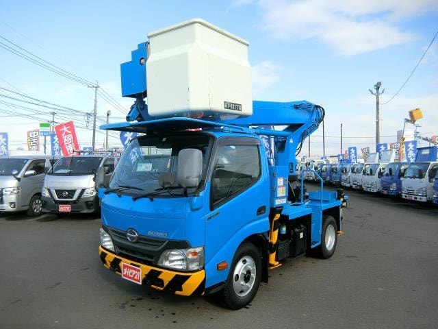 Hino DUTRO 2014 — фото автомобиля 1