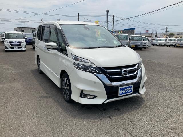 Nissan SERENA 2018 — фото автомобиля 1