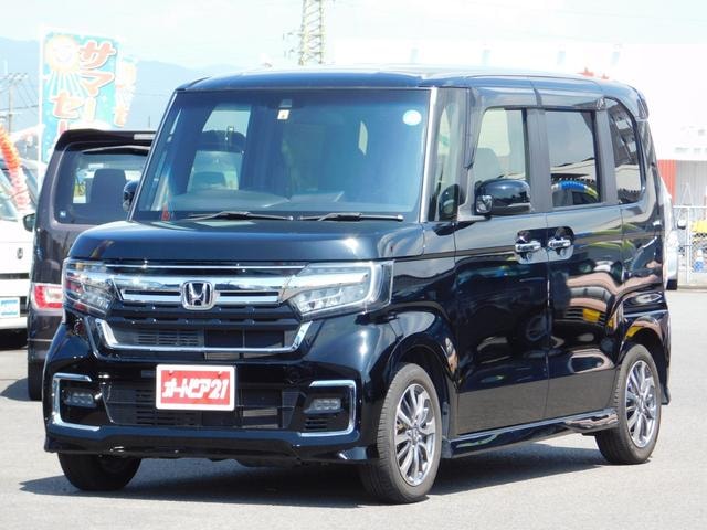 Honda N-BOX CUSTOM 2022 — фото автомобиля 1