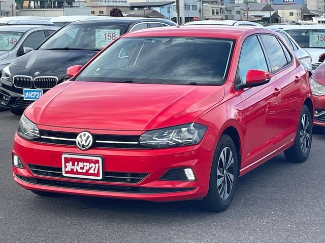 Volkswagen POLO 2018 — фото автомобиля
