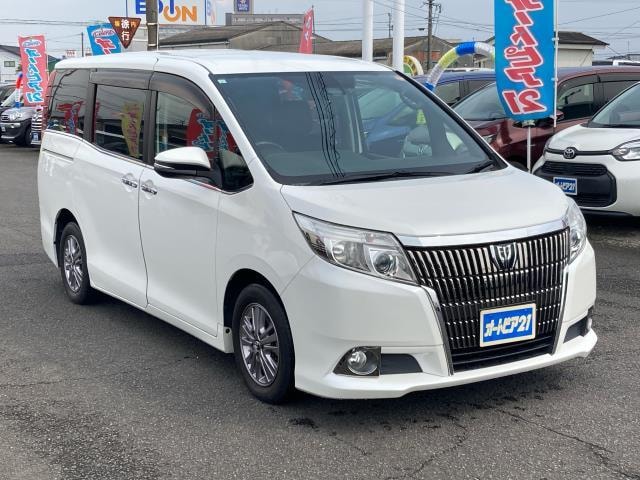 Toyota ESQUIRE 2017 — фото автомобиля 1
