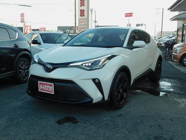 Toyota C-HR 2021 — фото автомобиля 1