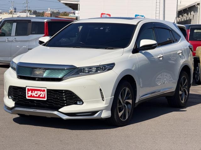 Toyota HARRIER 2017 — фото автомобиля 1