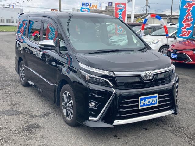 Toyota VOXY 2020 — фото автомобиля 1