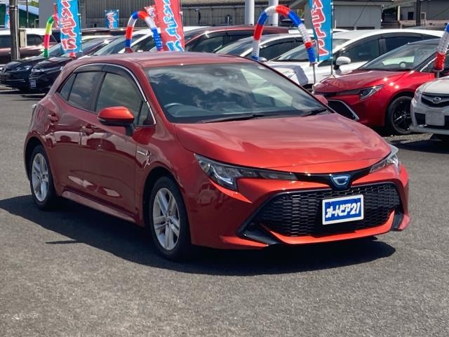 Toyota COROLLASPORT 2019 — фото автомобиля