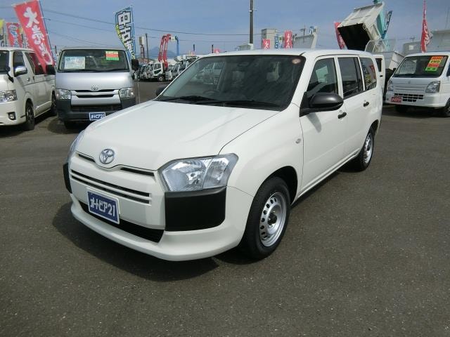 Toyota PROBOX 2025 — фото автомобиля 1