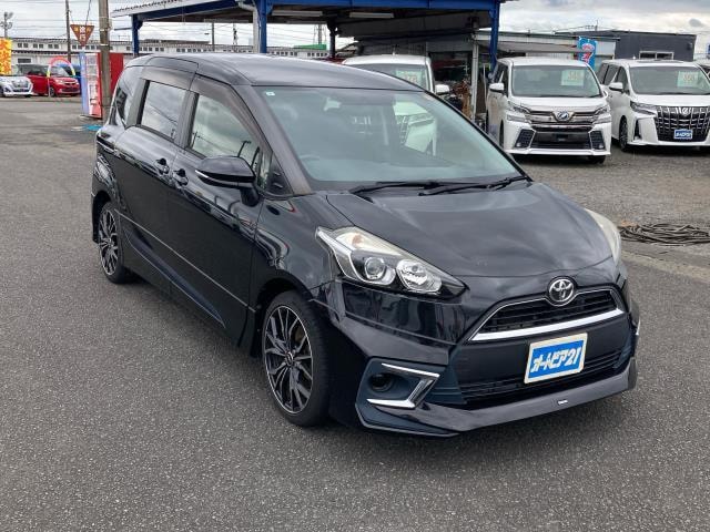 Toyota SIENTA 2017 — фото автомобиля 1