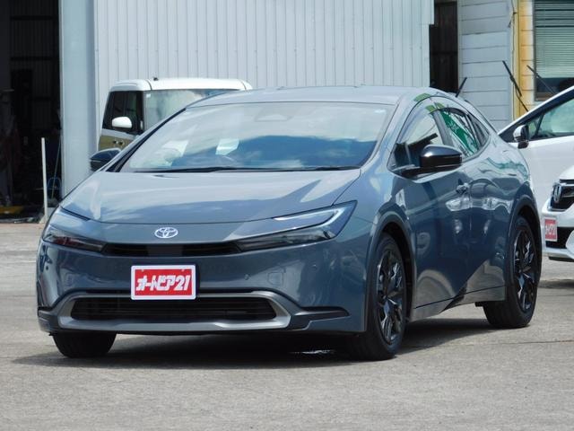 Toyota PRIUS 2023 — фото автомобиля 1